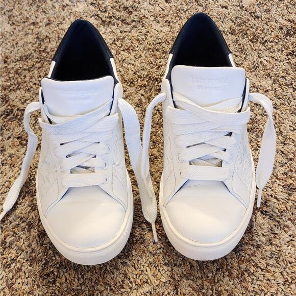EUC Kate Spade Audrey White Leather Perforated Spade Sneakers Sz 9 - Picture 2 of 11